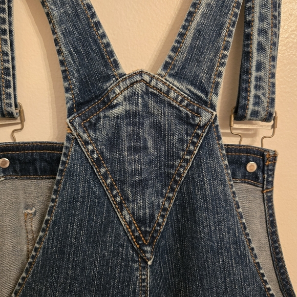Torrid Straight Leg Denim Overalls Mid Wash Distressed Sz 12 Short - Picture 8 of 13